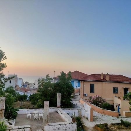 Οικογένειακο Διαμέρισμα Με Θέα 2 خانيا المظهر الخارجي الصورة