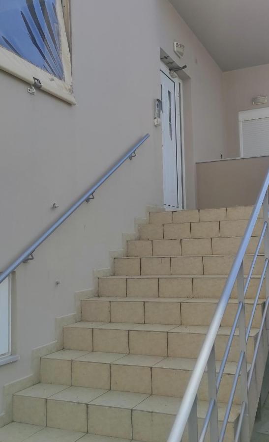 Οικογένειακο Διαμέρισμα Με Θέα 2 خانيا المظهر الخارجي الصورة